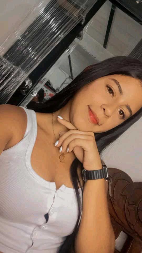 Fresita from Venezuela, online on Chamet for a live video call