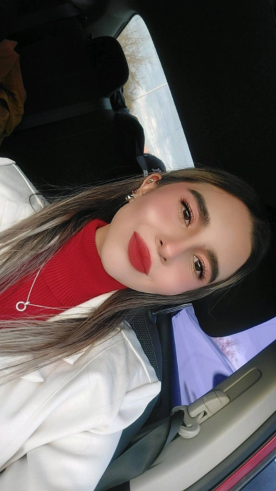 Olaya from Mexico on Chamet — meeting someone new